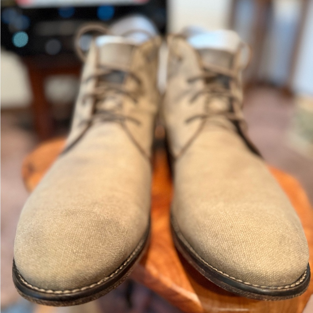 John Varvatos Beige Chukka Boots Tarpaulin material.
